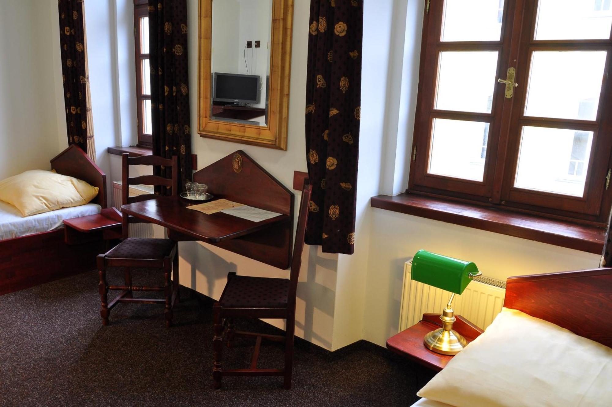 Hotel St Florian Локет Екстериор снимка