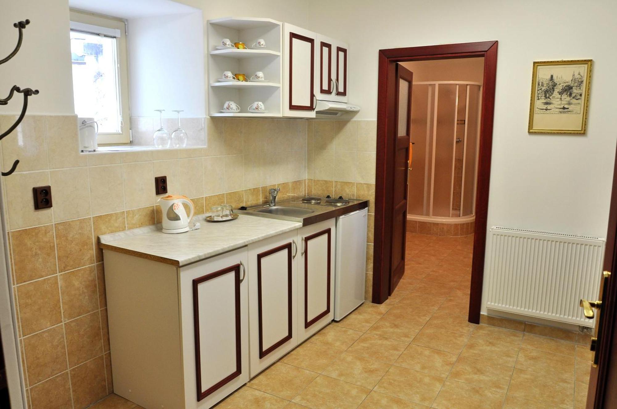 Hotel St Florian Локет Екстериор снимка