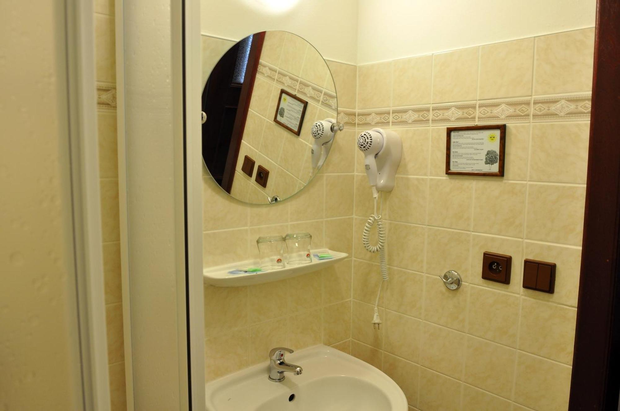 Hotel St Florian Локет Стая снимка